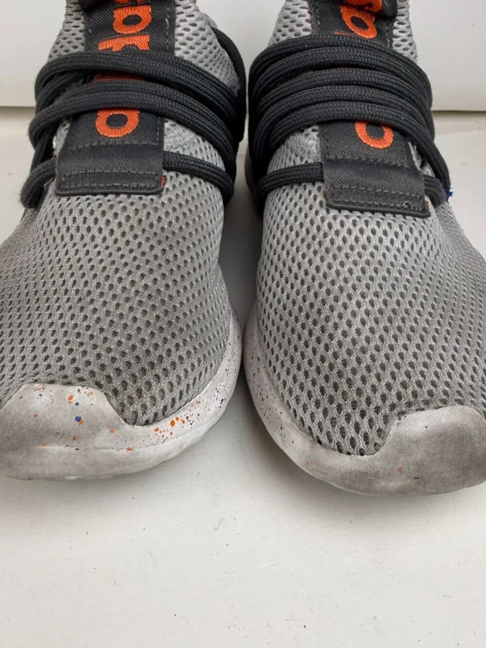 Boy's Size 4 Adidas Gray Speckled Athletic Sneakers Walking Shoes GZ7984 damage